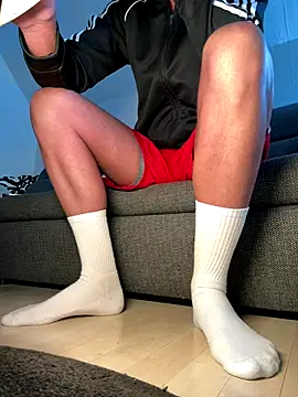 nikeaddicted2 online show from December 21, 2025, 8:16 am