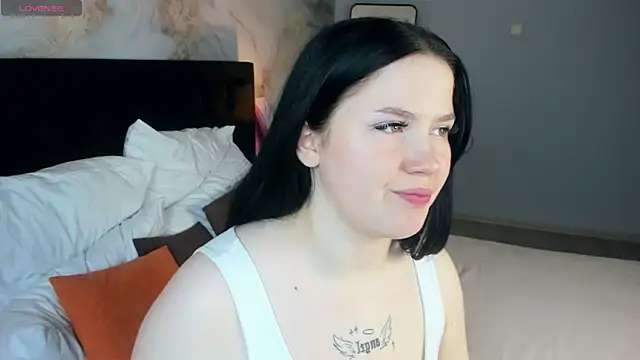 MaryAriel online show from March 17, 2025, 6:07 am