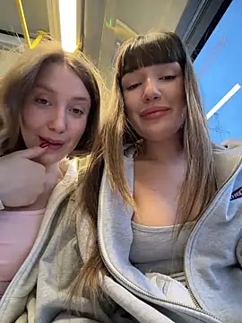 Sophie Avory online show from May 15, 2026, 6:28 pm