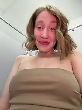 Sophie Avory online show from May 14, 2026, 6:27 pm