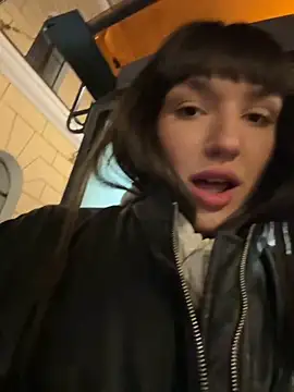 Snapshot of Sophie_Avory chatting on October 15, 2025, 6:16 pm Sophie Avory online show from October 15, 2025, 6:16 pm