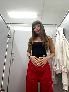 Snapshot of Sophie_Avory chatting on November 11, 2025, 10:26 pm Sophie Avory online show from November 11, 2025, 10:26 pm