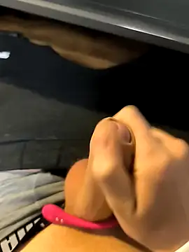 Snapshot of geilehecke1 chatting on December 11, 2024, 7:09 am geilehecke1 online show from December 11, 2024, 7:09 am