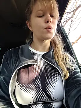 Snapshot of astiSWEET chatting on November 11, 2025, 7:36 am astiSWEET online show from November 11, 2025, 7:36 am