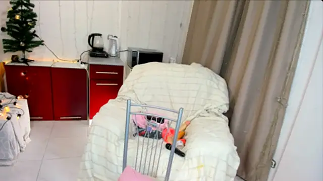 Nyymph online show from December 19, 2024, 10:21 pm