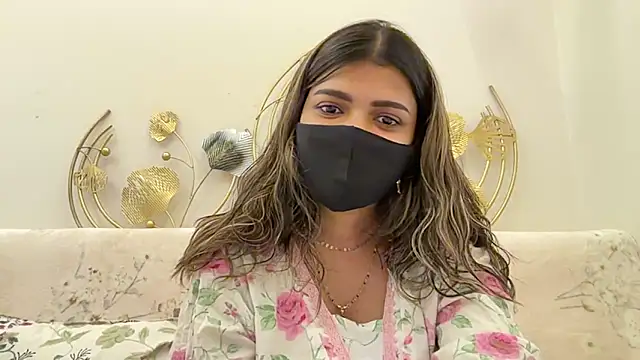 MaYaa  11 online show from May 3, 2026, 7:02 am