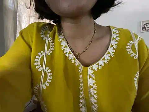 Snapshot of MaYaa__11 chatting on January 30, 2025, 12:16 pm MaYaa 11 online show from January 30, 2025, 12:16 pm