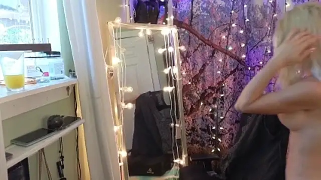 cunty tranny lydia online show from March 21, 2026, 7:18 pm