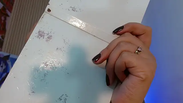 Mia Rinn online show from March 4, 2026, 1:08 pm