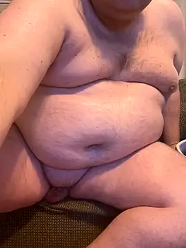 Snapshot of treatbobnicer chatting on November 23, 2025, 5:12 pm treatbobnicer online show from November 23, 2025, 5:12 pm