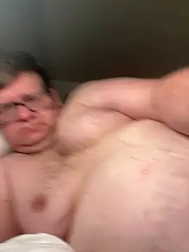 Snapshot of treatbobnicer chatting on June 28, 2026, 9:59 am treatbobnicer online show from June 28, 2026, 9:59 am