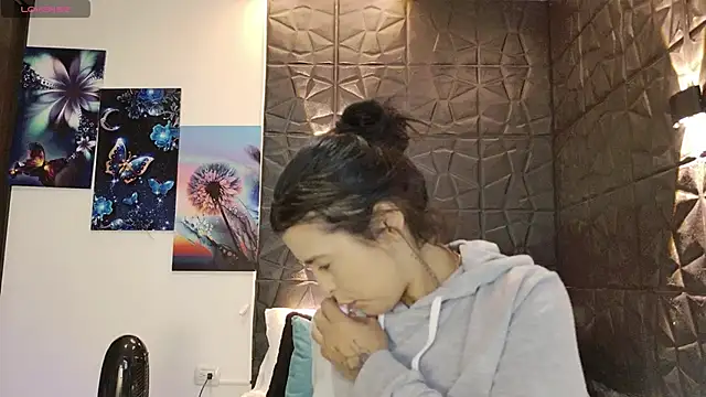 Snapshot of graceymilf666 chatting on September 18, 2025, 11:13 am graceymilf666 online show from September 18, 2025, 11:13 am