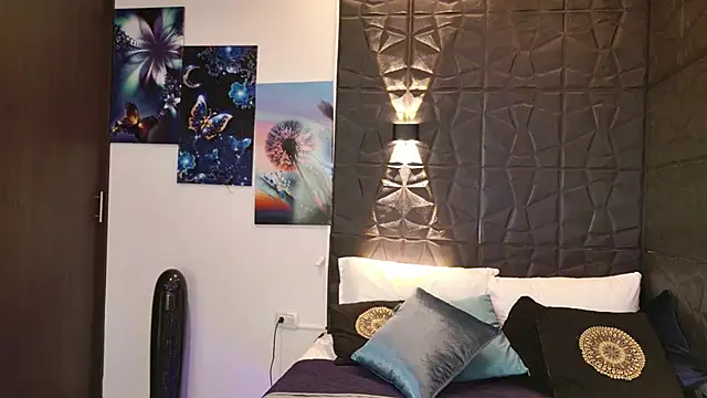 Snapshot of graceymilf666 chatting on October 8, 2025, 11:34 am graceymilf666 online show from October 8, 2025, 11:34 am