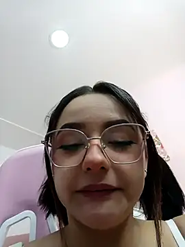 Snapshot of kae_styles chatting on November 9, 2025, 2:21 pm kae styles online show from November 9, 2025, 2:21 pm