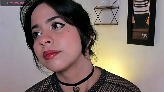 adriannyp 1 online show from July 9, 2026, 7:42 am