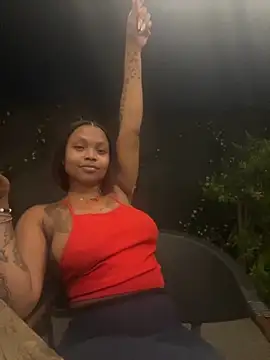 Snapshot of InkLady444 chatting on November 13, 2025, 6:34 pm InkLady444 online show from November 13, 2025, 6:34 pm