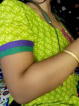 Snapshot of Sony-Model chatting on October 14, 2025, 2:56 am Sony-Model online show from October 14, 2025, 2:56 am