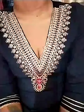 Snapshot of Sweetlovve@xh chatting on February 12, 2025, 1:59 pm Sweetlovvexh online show from February 12, 2025, 1:59 pm