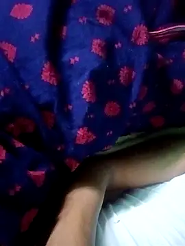 Snapshot of Lustyful_Couple chatting on October 17, 2025, 10:33 pm Lustyful Couple online show from October 17, 2025, 10:33 pm