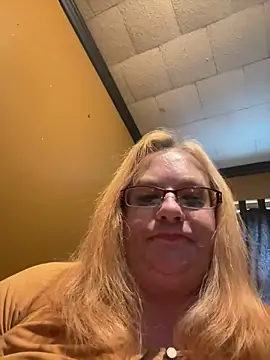 Snapshot of CherishWilliams chatting on April 18, 2026, 10:21 pm CherishWilliams online show from April 18, 2026, 10:21 pm