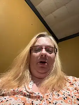 Snapshot of CherishWilliams chatting on May 3, 2026, 1:11 am CherishWilliams online show from May 3, 2026, 1:11 am