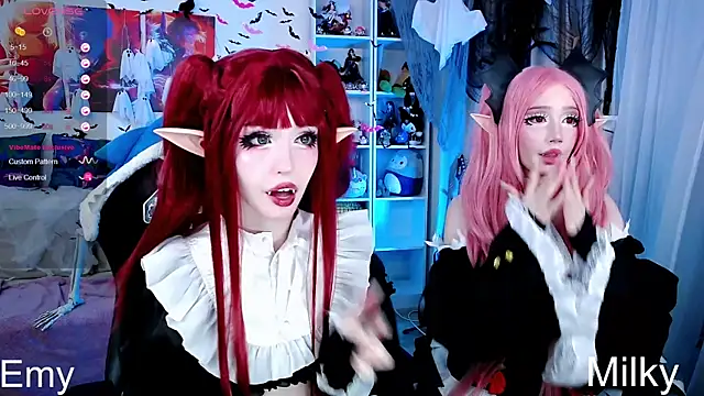 Snapshot of _Sparkland_ chatting on October 27, 2025, 8:21 pm Sparkland online show from October 27, 2025, 8:21 pm