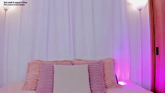 AishaPeyton online show from May 27, 2026, 11:50 am