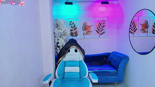 Snapshot of Dafne_huges chatting on November 26, 2025, 7:25 pm Dafne huges online show from November 26, 2025, 7:25 pm