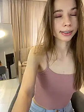 Snapshot of anna_kiss69 chatting on January 15, 2025, 10:06 am anna kiss69 online show from January 15, 2025, 10:06 am
