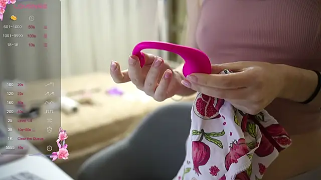 Snapshot of anna_kiss69 chatting on October 26, 2025, 3:45 pm anna kiss69 online show from October 26, 2025, 3:45 pm