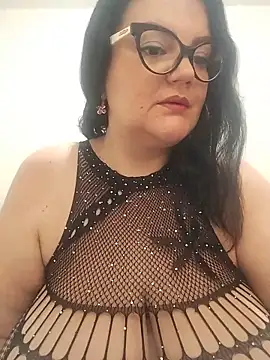 Snapshot of Madisonpalacio chatting on May 21, 2026, 7:00 pm Madisonpalacio online show from May 21, 2026, 7:00 pm