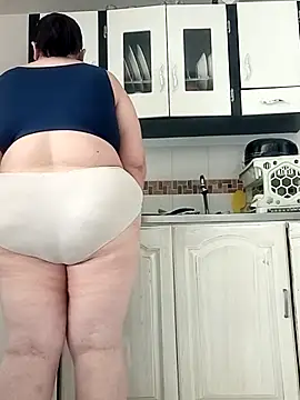 Madisonpalacio online show from September 24, 2025, 2:12 pm