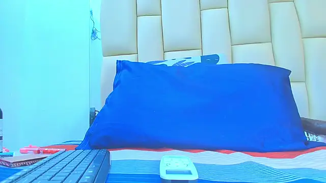 Snapshot of mss_mar chatting on October 22, 2025, 3:06 am mss mar online show from October 22, 2025, 3:06 am