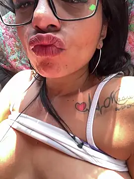 Snapshot of elolotero chatting on March 9, 2025, 5:33 am elolotero online show from March 9, 2025, 5:33 am