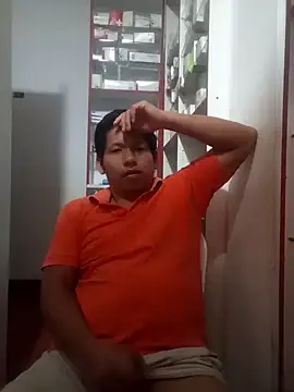 Snapshot of activo202 chatting on March 18, 2025, 5:56 am activo202 online show from March 18, 2025, 5:56 am