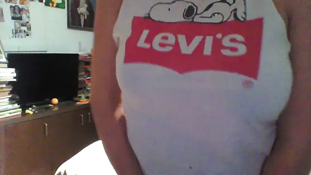 MariaAnaSunshine online show from October 13, 2025, 6:31 pm