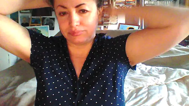 Snapshot of MariaAnaSunshine chatting on February 19, 2026, 6:43 am MariaAnaSunshine online show from February 19, 2026, 6:43 am