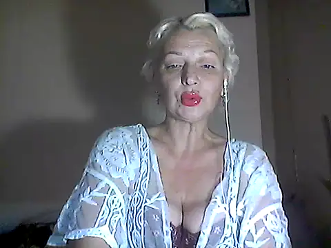 MaryJane441 online show from November 28, 2025, 9:48 pm