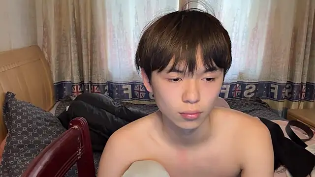 Snapshot of xiaottt1918 chatting on January 8, 2025, 9:00 am xiaottt1918 online show from January 8, 2025, 9:00 am