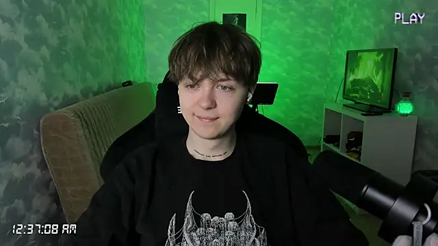 charonbaby1 online show from October 11, 2025, 9:38 pm