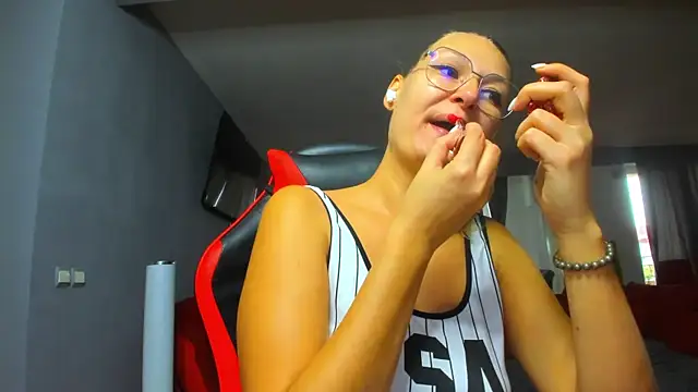 Snapshot of sugar_mayy chatting on October 14, 2025, 6:03 am sugar mayy online show from October 14, 2025, 6:03 am