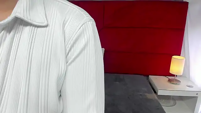 Snapshot of Yazmin_rouse chatting on March 15, 2026, 1:29 pm Yazmin rouse online show from March 15, 2026, 1:29 pm