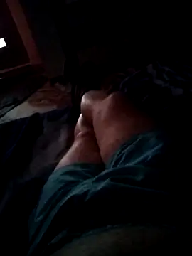 nudistu021 online show from March 29, 2026, 10:28 am