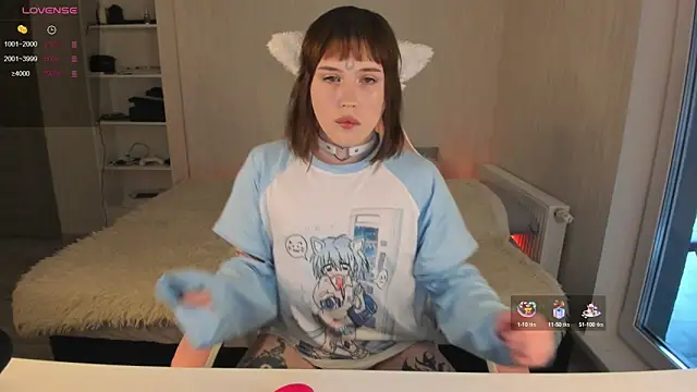 Snapshot of Spliti_moon chatting on October 11, 2025, 12:17 pm Spliti moon online show from October 11, 2025, 12:17 pm