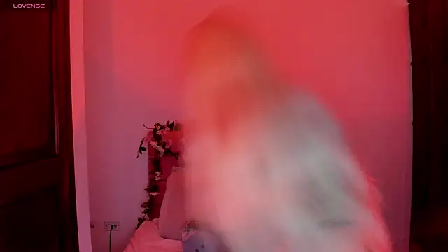 Snapshot of SexyNaf chatting on October 30, 2025, 7:55 pm SexyNaf online show from October 30, 2025, 7:55 pm