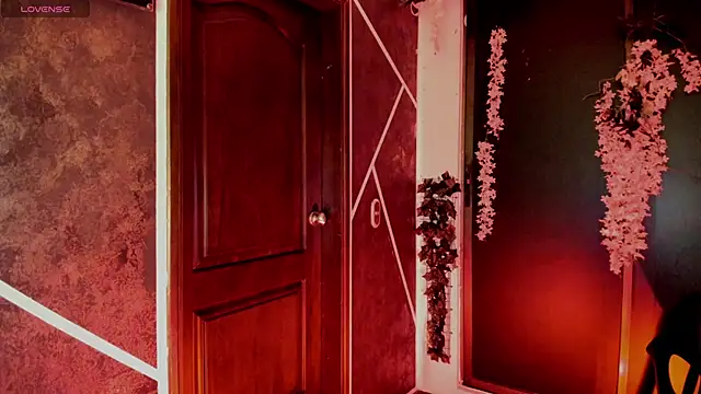 Snapshot of SexyNaf chatting on November 6, 2025, 8:35 pm SexyNaf online show from November 6, 2025, 8:35 pm