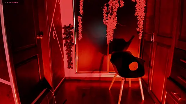 Snapshot of SexyNaf chatting on November 5, 2025, 7:17 pm SexyNaf online show from November 5, 2025, 7:17 pm