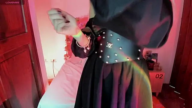 Snapshot of SexyNaf chatting on October 28, 2025, 7:24 pm SexyNaf online show from October 28, 2025, 7:24 pm