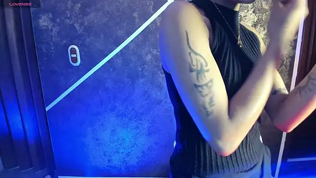 Snapshot of SexyNaf chatting on November 11, 2025, 7:19 pm SexyNaf online show from November 11, 2025, 7:19 pm