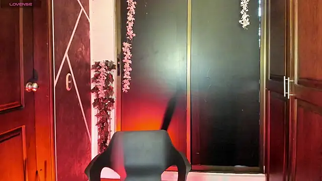 Snapshot of SexyNaf chatting on November 13, 2025, 7:40 pm SexyNaf online show from November 13, 2025, 7:40 pm